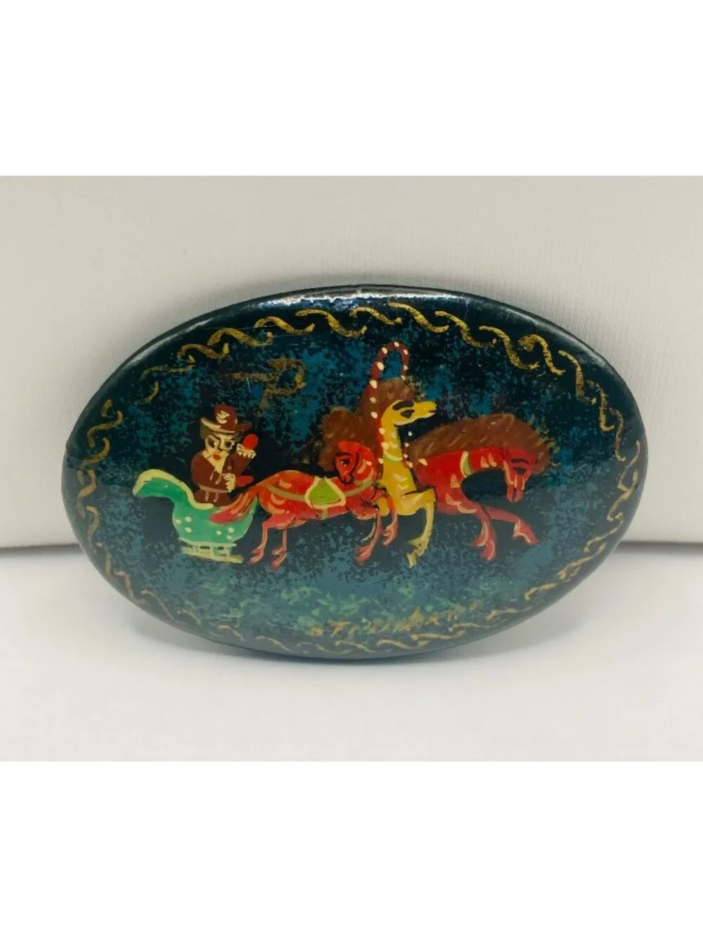 Vintage Russian Hand Painted Wooden Lacquered Brooch 